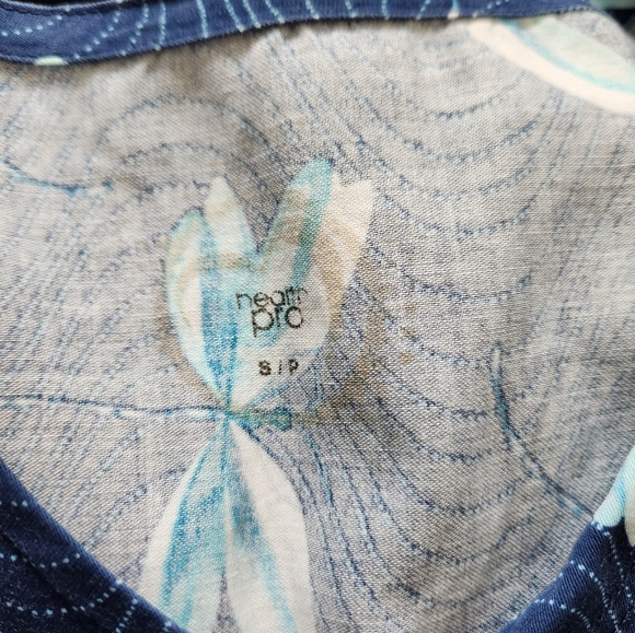 Womens Scrub Tops - Picture 8 of 9